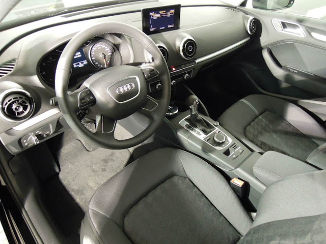 novo Audi A3 Sportback Attraction 2014 - interior