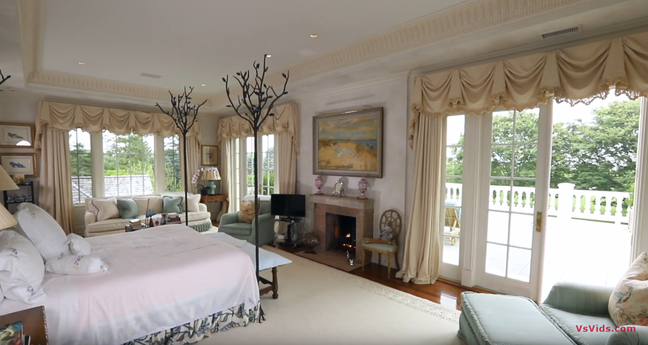 26 Photos vs. 22 Fordune Drive, Southampton NY - Luxury Home & Interior Design Tour