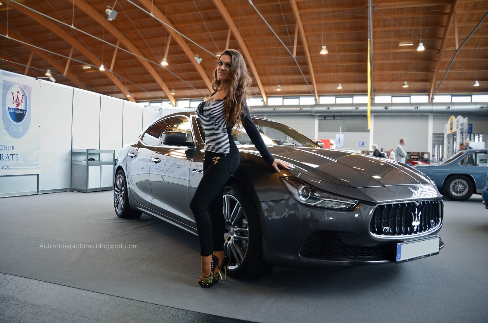 Maserati Ghibli Q4 >> AUTOSHOWPICTURES: Maserati Ghibli S Q4 Girl Maserati Ghibli Q4 >> AUTOSHOWPICTURES: Maserati Ghibli S Q4 Girl