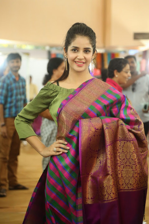 Kashish Vohra at National Silk Expo