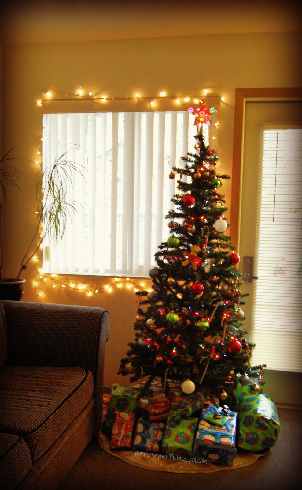 Temporary Waffle Preparing For Christmas+Ornament Craft