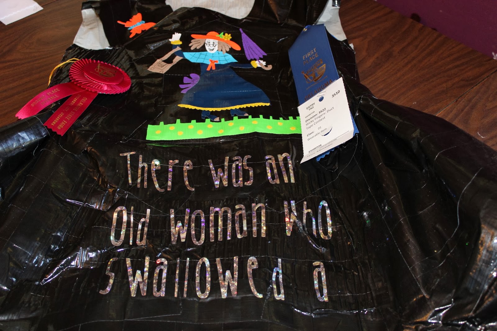 Mom of 6 Lyon Cubs: Costume: Duct Tape There was an old woman who