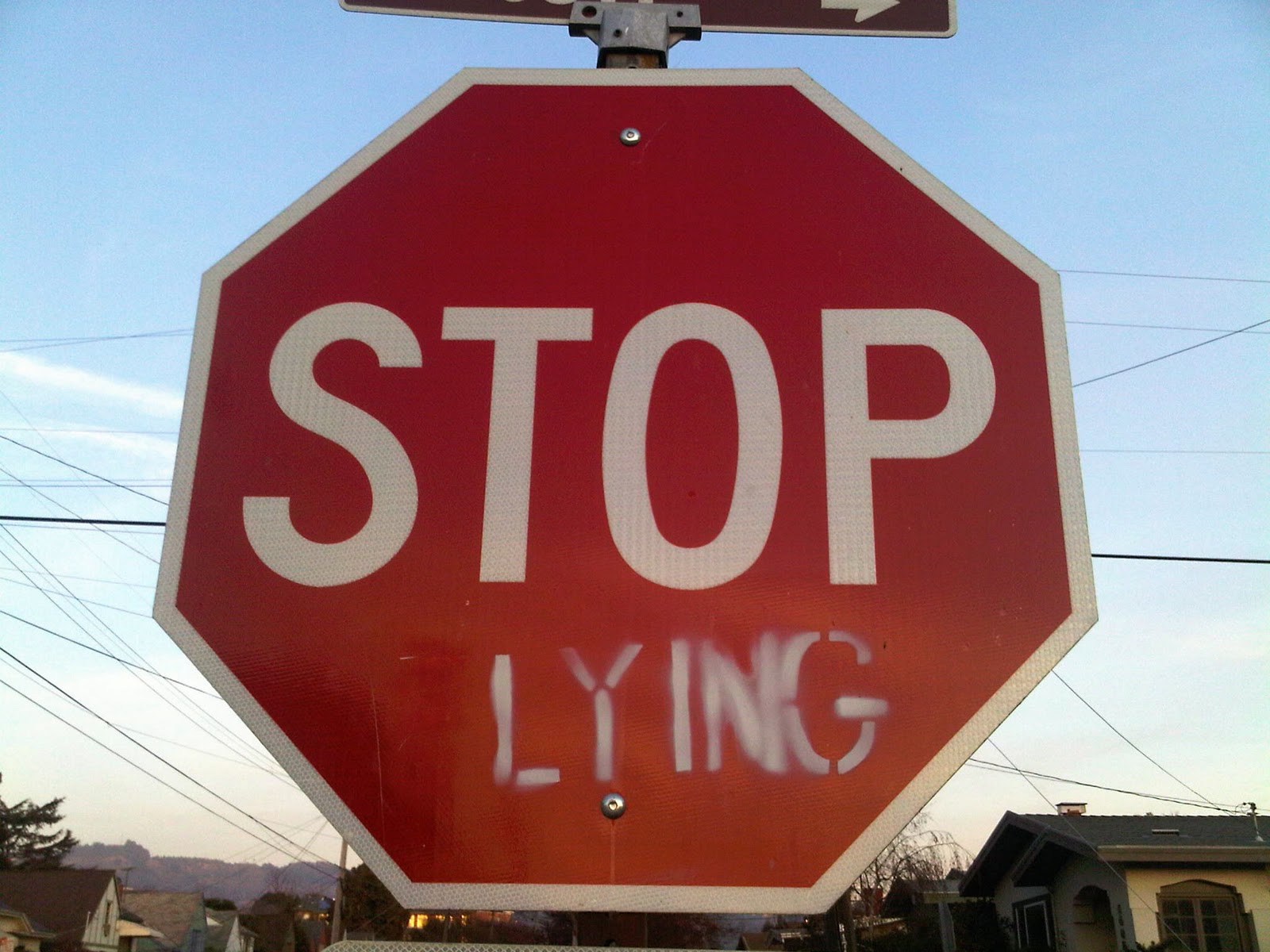 Stop lying. Стоп ложь. Stop Lie. Картинка стоп ложь.