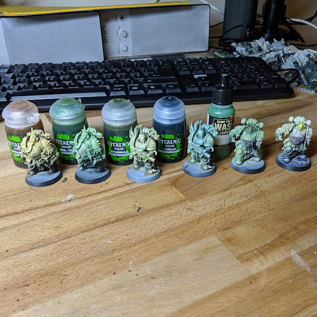 Models after zenithal basecoat, wash and drybrush