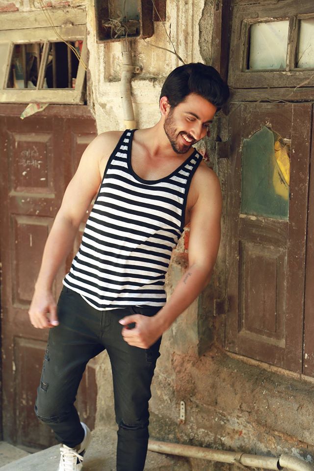 Dare to bare : Hot Indian TV Actors : Dheeraj Dhoopar