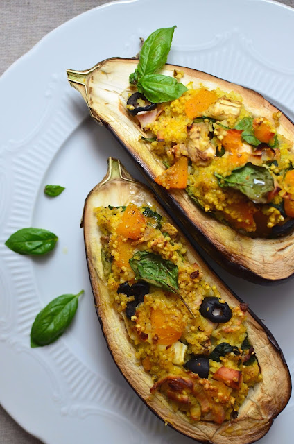 faszerowany bakłażan, pieczony bakłażan, kasza jaglana, prosty obiad