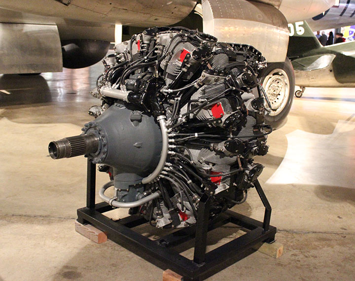 17 Wright Cyclone R-3350 Turbo Compound Radial Engine