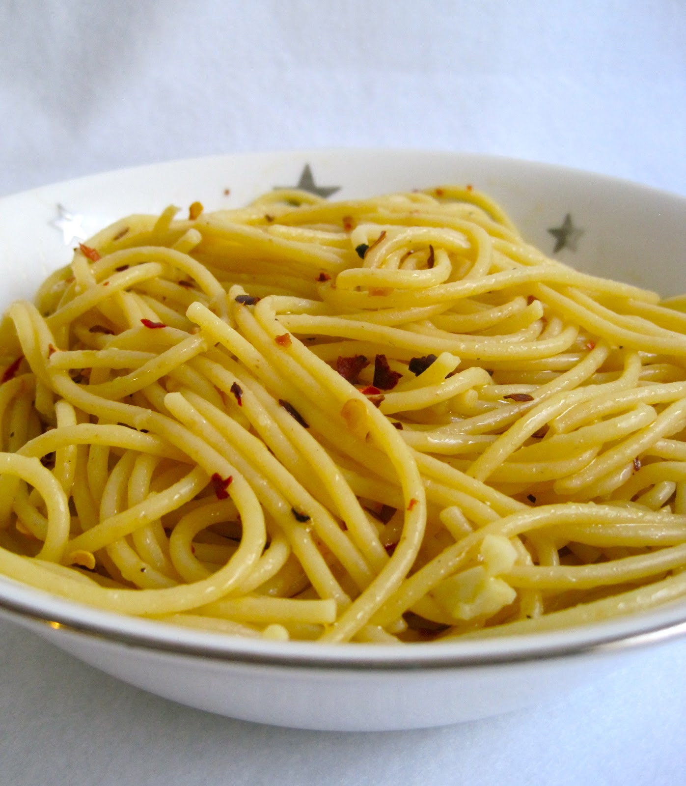 Fellowship of the Vegetable Spicy Garlic Spaghetti