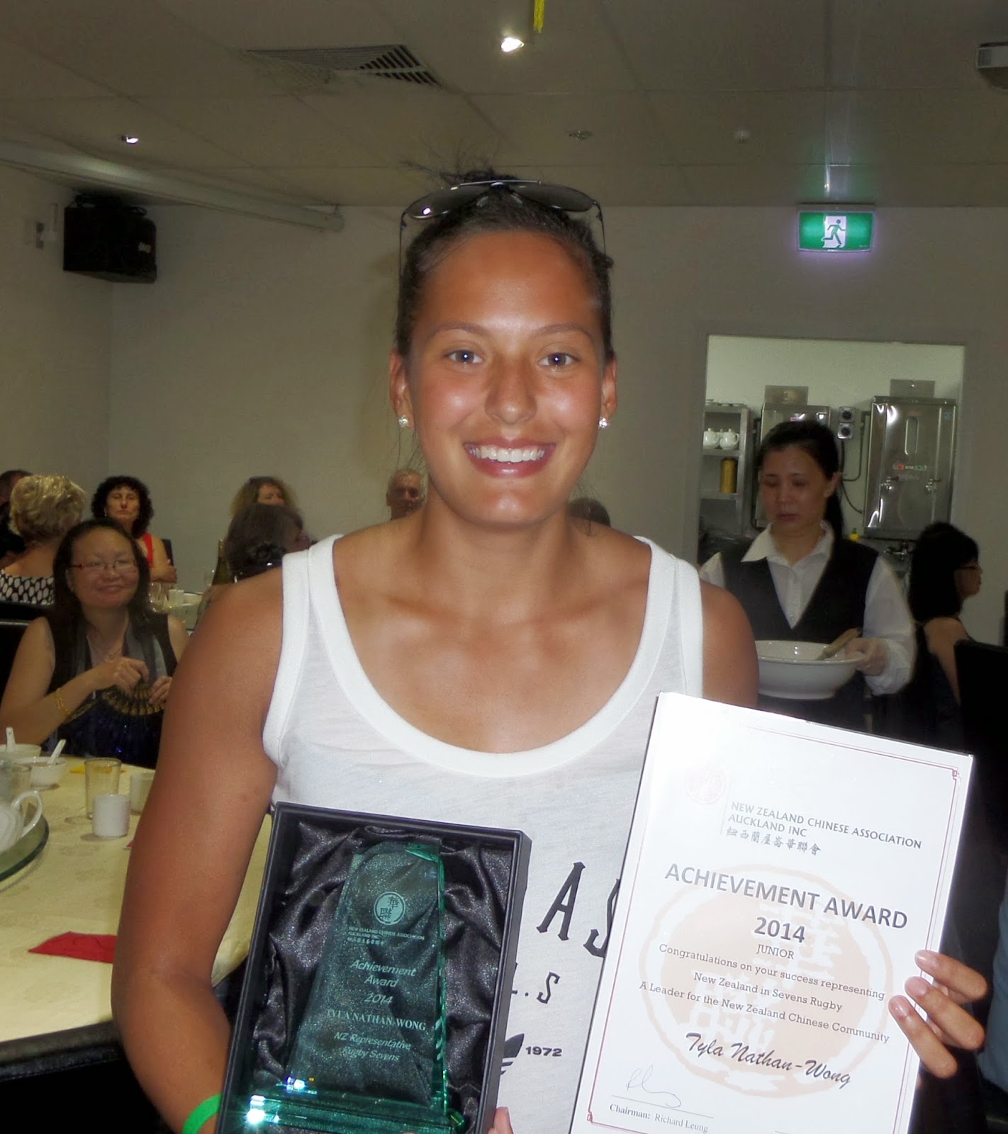 From China to Borneo and Beyond 海外华人的中国魂 从中国,到南洋,到更远 Tyla NathanWong