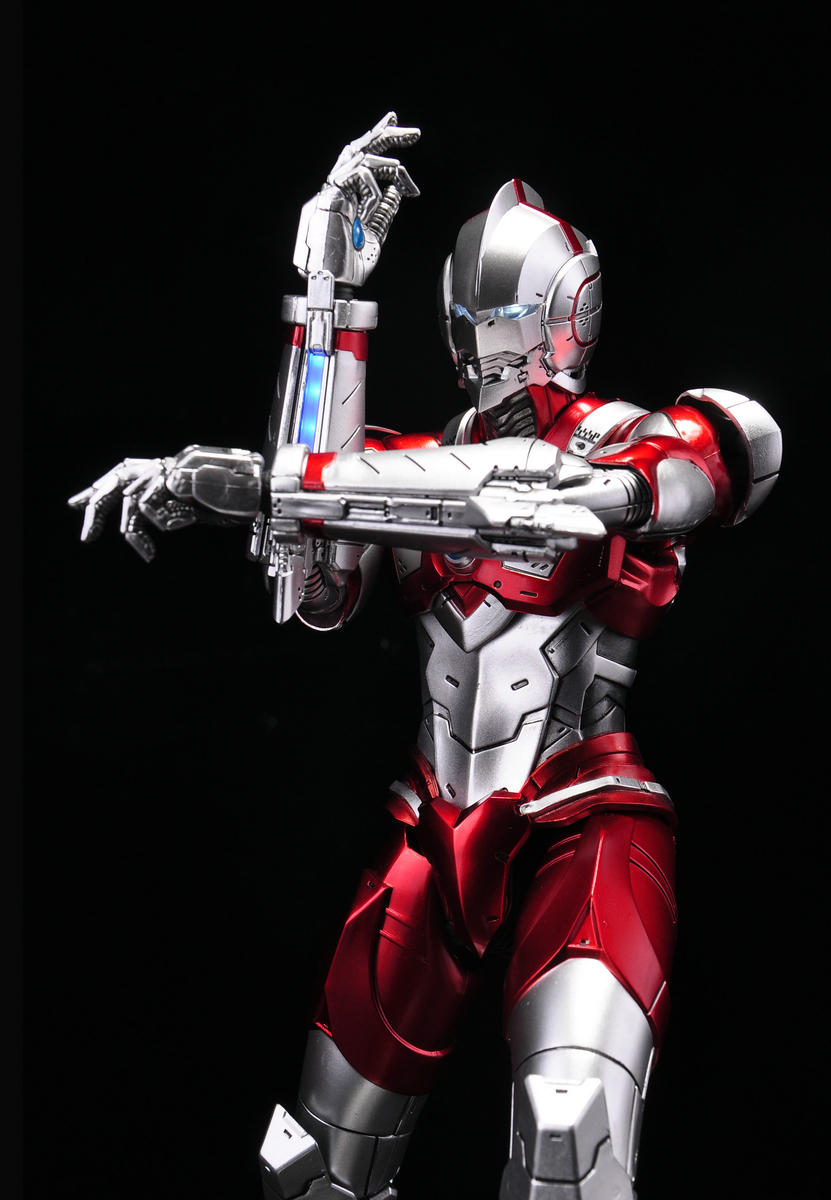 three zero ultraman zero