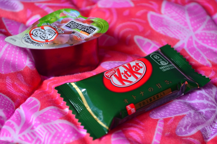 dulciuri japoneze jeleu struguri kit kat matcha tea dulciuri japoneze jeleu struguri kit kat matcha tea