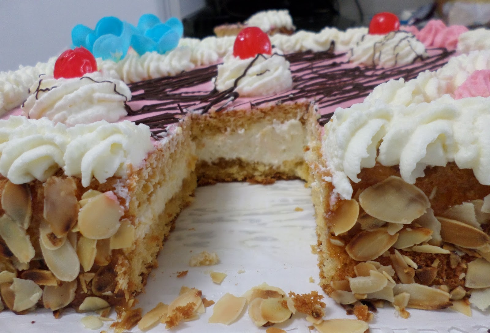 Mi pastelería Tarta con crema de queso y nata