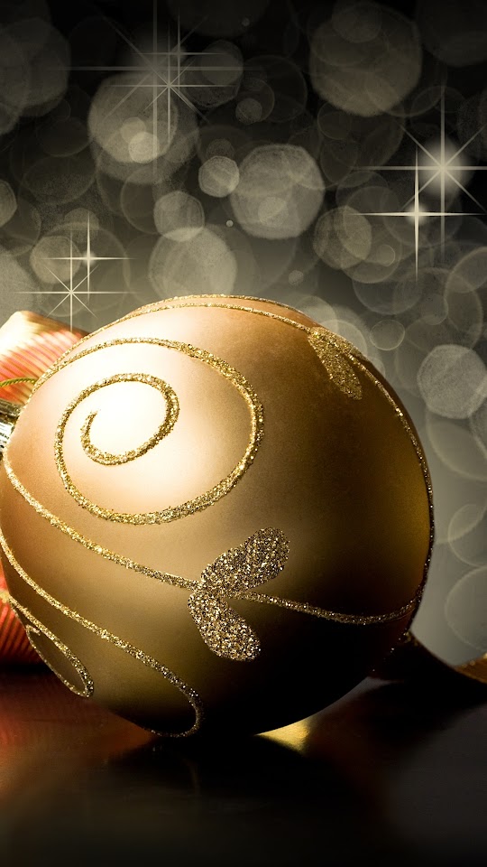   Golden Christmas Ball   Android Best Wallpaper