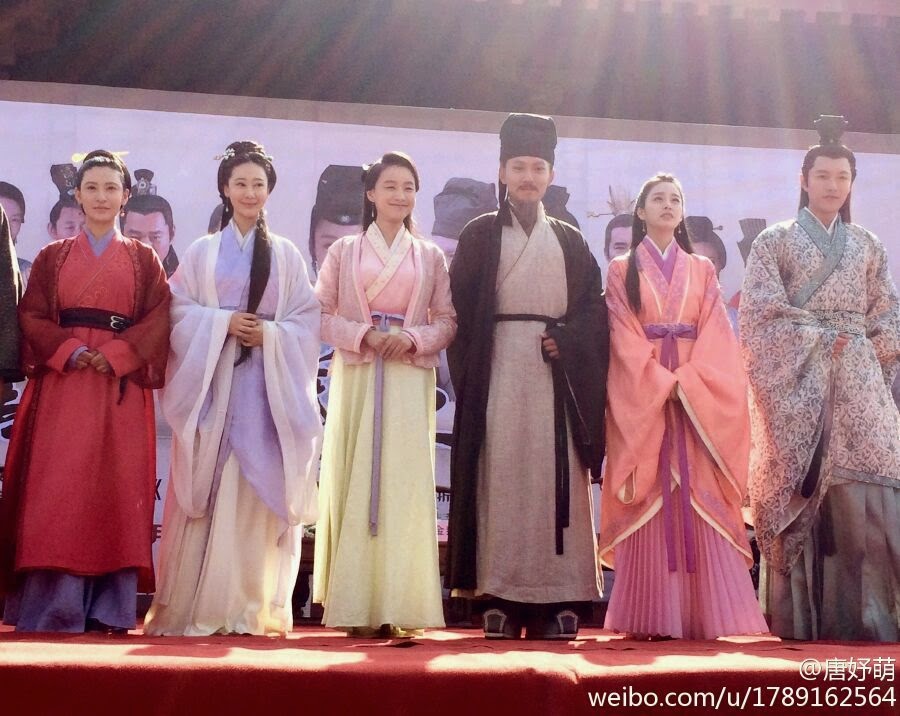 진정한 리즈갱신..김태희 어제자 직찍미인도