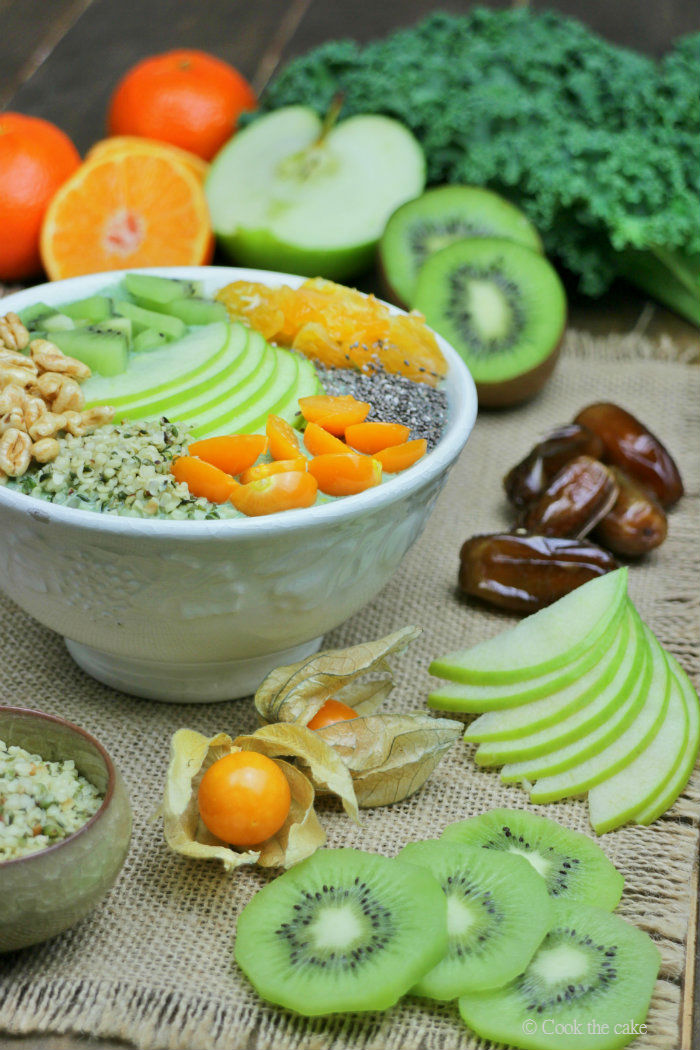 Smoothie bowl verde con semillas smoothie bowl, smoothie verde con semillas