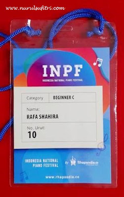 penampilan teteh rafa dengan lagu dangerous journey di indonesia national piano festival nurul sufitri mom lifestyle blogger event musik