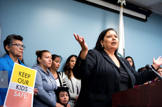 In ‘Act Of Non-Cooperation,’ LAUSD Bolsters Protections For Immigrant Students, Families