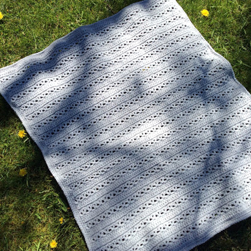 Monochrome Baby Blanket - Free Pattern