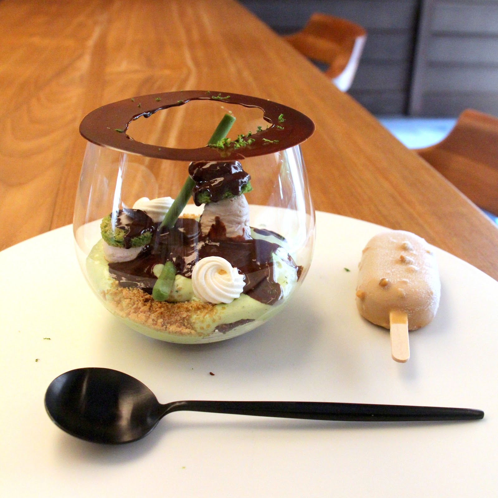 Assemblage Kakimoto New Posh Dessert Salon Opens in Kyoto