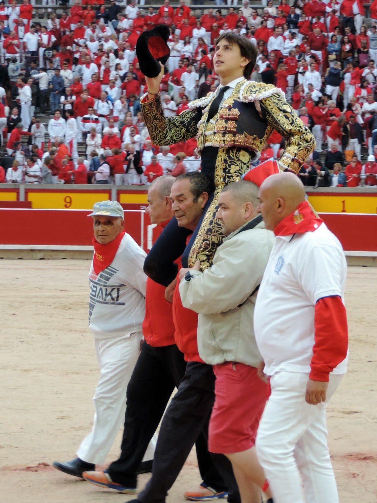 Perú Taurino: SEGUNDA PUERTA GRANDE PARA ANDRÉS ROCA REY EN PAMPLONA ...