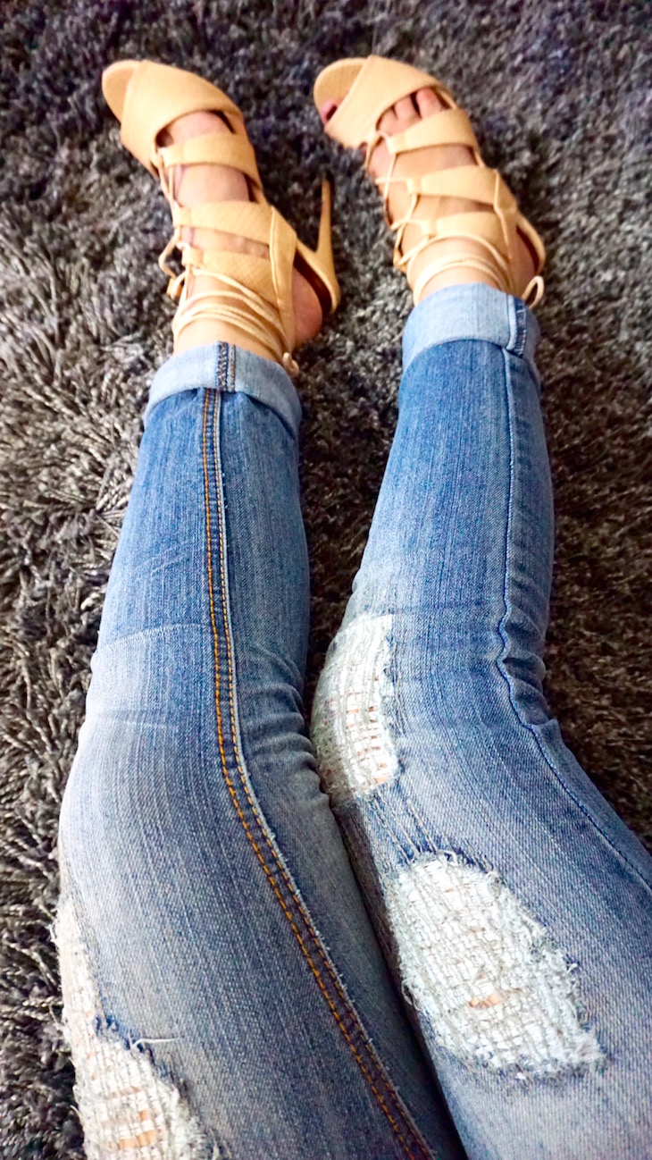 OOTD-Distressed-Jeans--Lce-up-Heels-Vivi-Brizuela.jpg