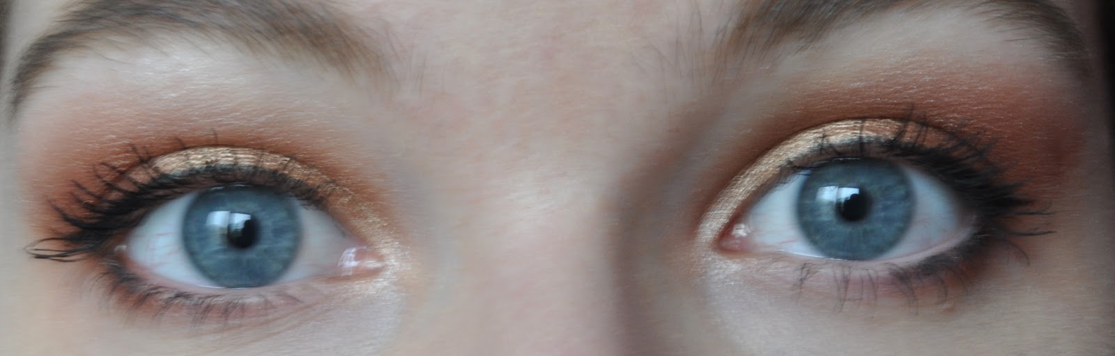 A Delightful Gazette Warm eyeshadow for blue eyes copper tutorial