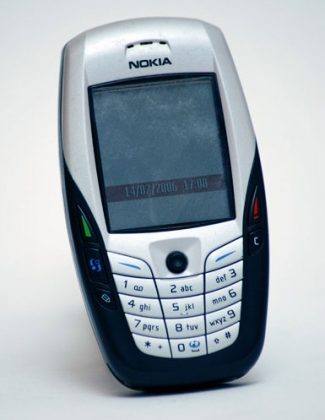 Fitur “Always-on Display” pada Nokia 6600