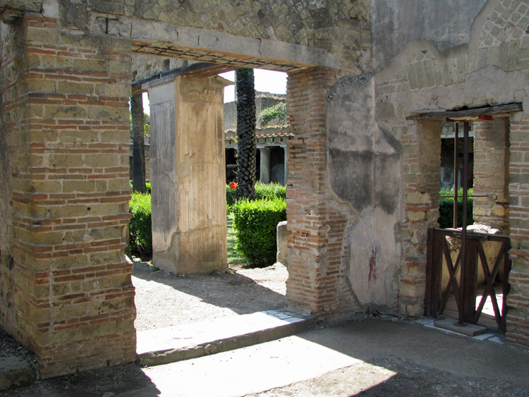 The Bell Curve of Life Herculaneum House of Argos