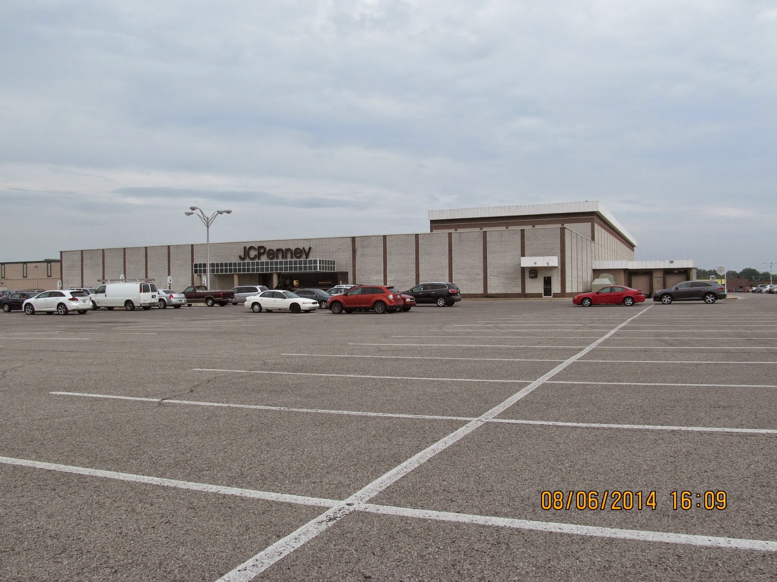 Trip to the Mall Green Tree Mall ( Clarksville, IN)