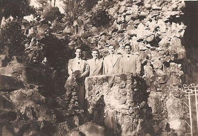 Fred Slade and friends at Ave Maria Grotto, Cullman, Alabama 1948 or 1949