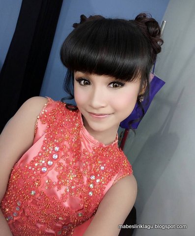 Lirk Lagu Tiada Guna - Dangdut | Mabes Lirik