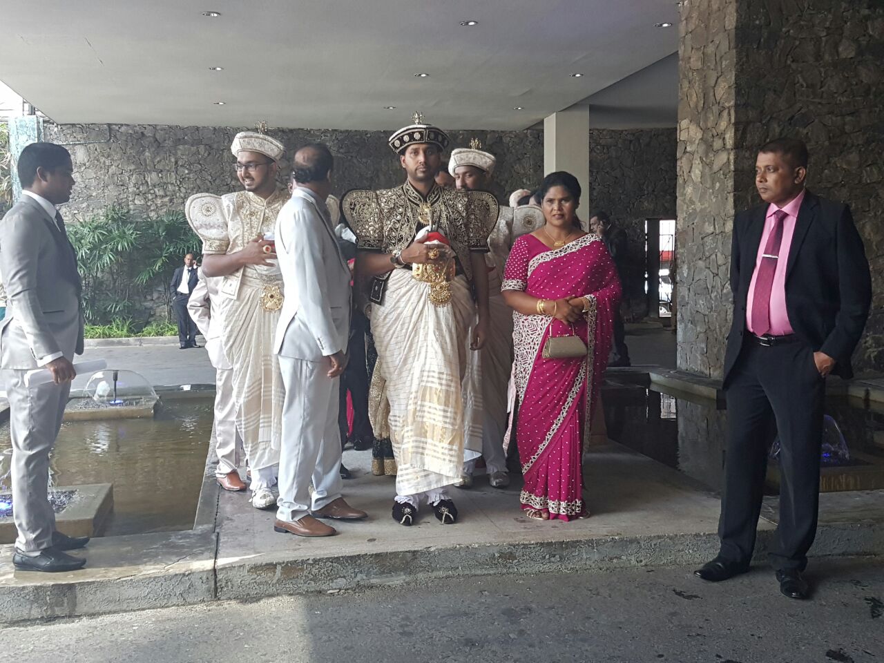 Palitha Range bandara's daughter Wedding Sri Lanka Hot Picture Gallery.
