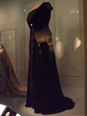 Confessions of a Seamstress: The Dresses of America's First Ladies