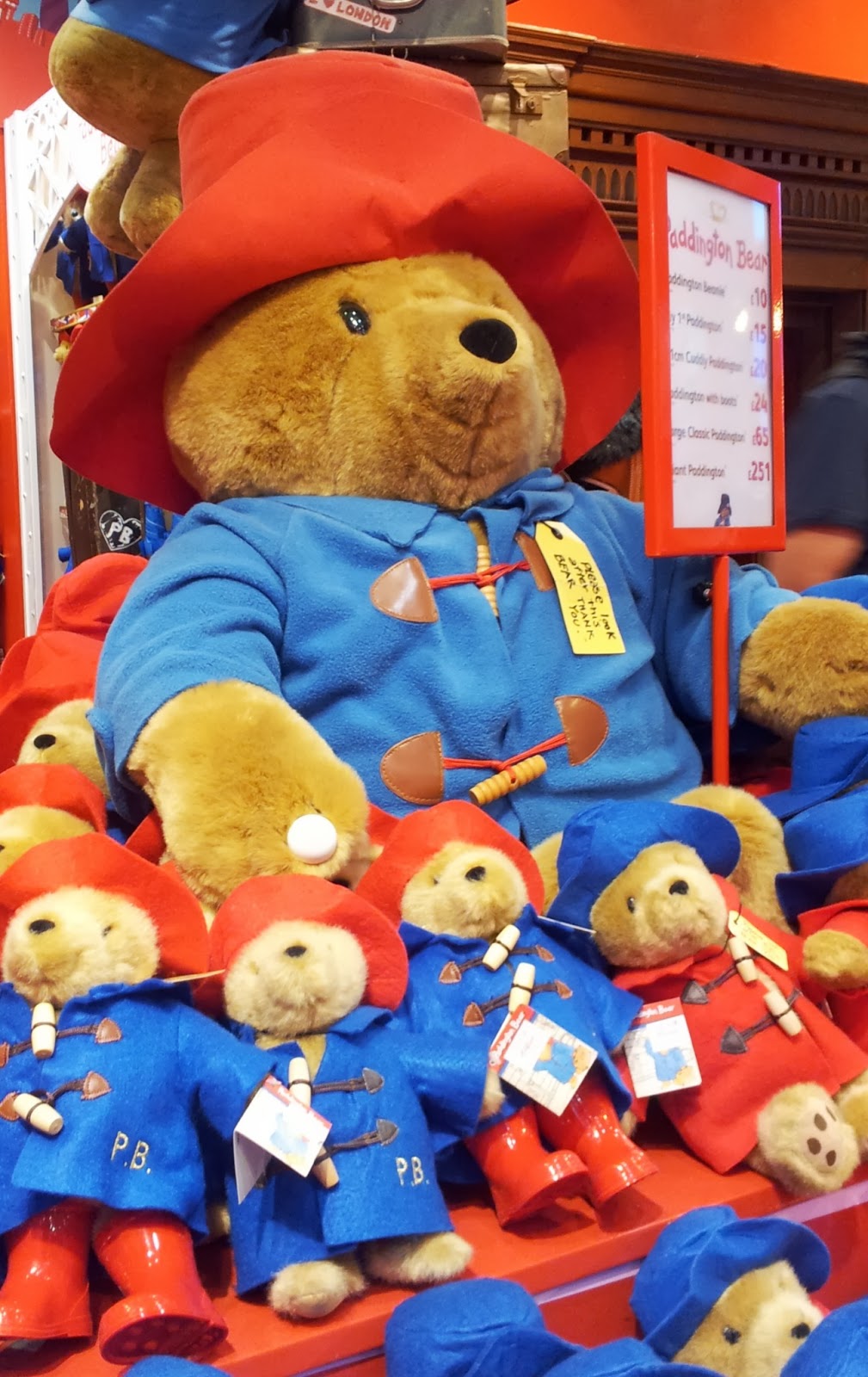 , Hamleys, London &#8211; The Finest Toy Shop in the World