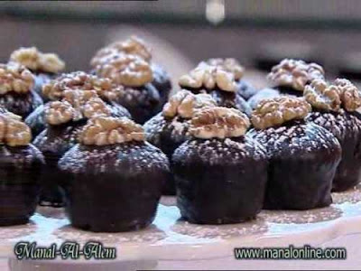 ميني كب كيك الشوكولاتة والجوز