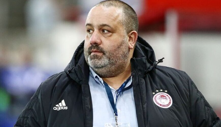 Καραπαπάς: «Είστε καταδικασμένοι να πονάτε σε κάθε κούπα!» (pic) Καραπαπάς: «Είστε καταδικασμένοι να πονάτε σε κάθε κούπα!» (pic)