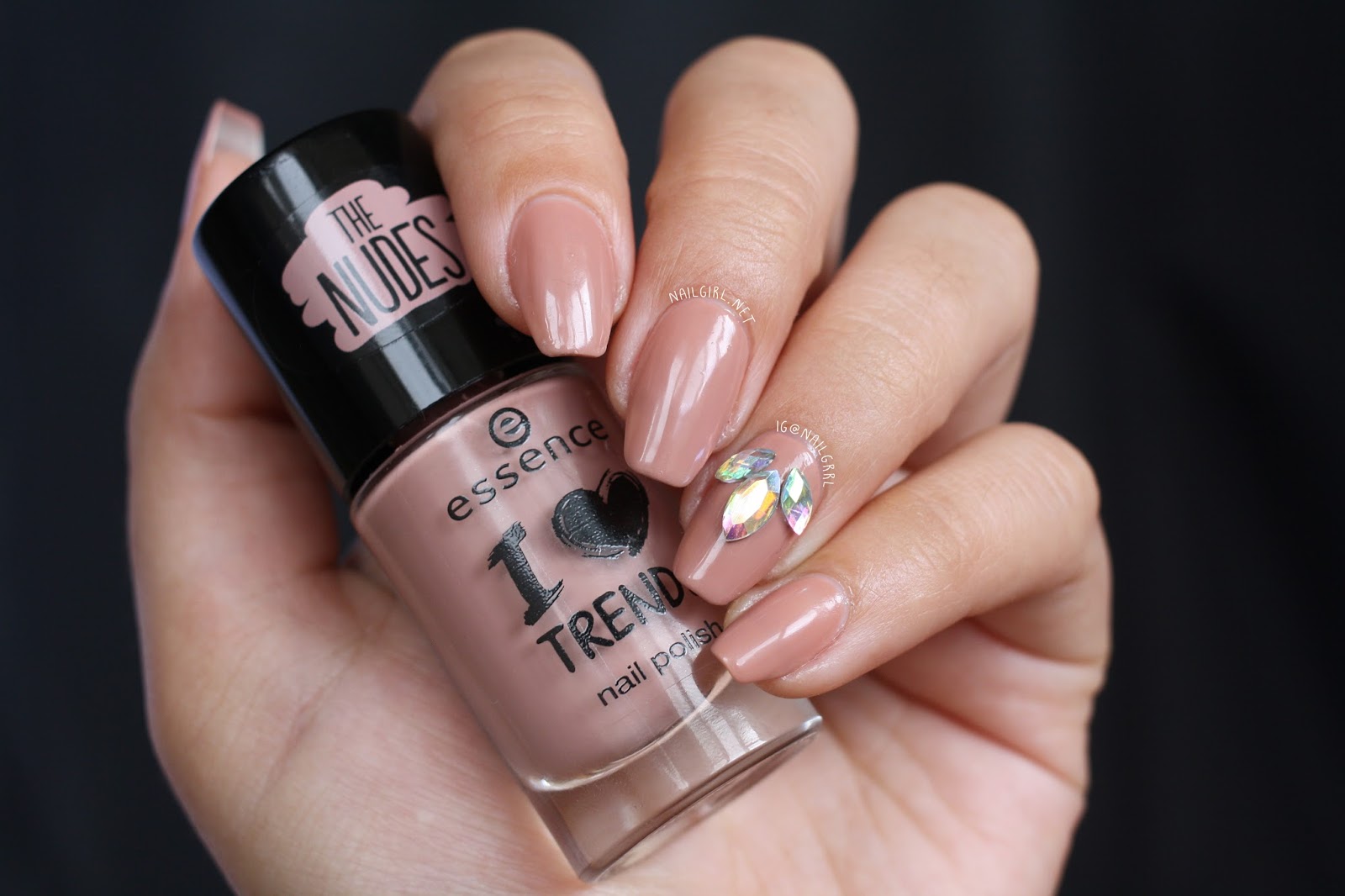 Nail Art Nude Rhinestones Alexis Adrienne
