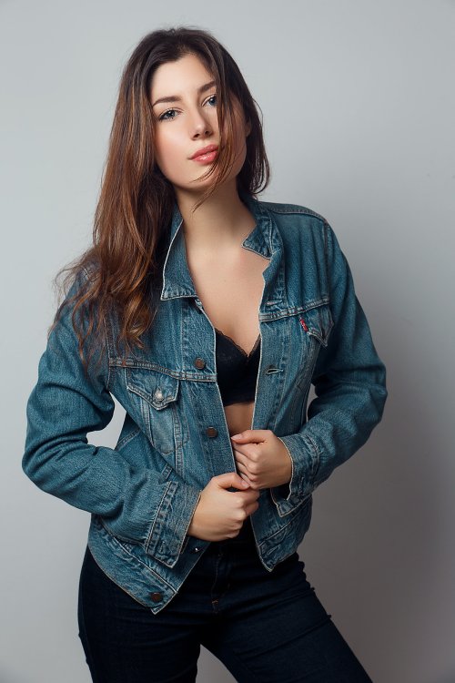 A bela modelo Elena Mingozzi na fotografia fashion de Victor Kalman Victor Kalman 500px arte fotografia mulheres modelos fashion beleza italiana elena mingozzi