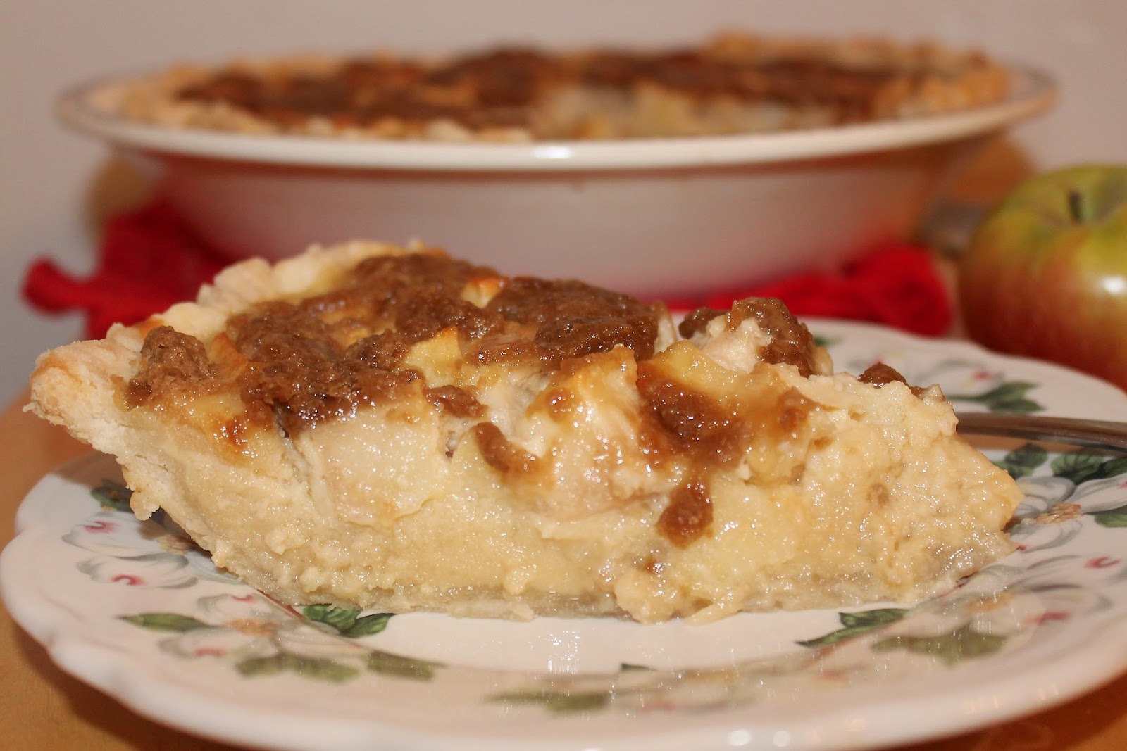 Savory Moments Sour cream apple pie