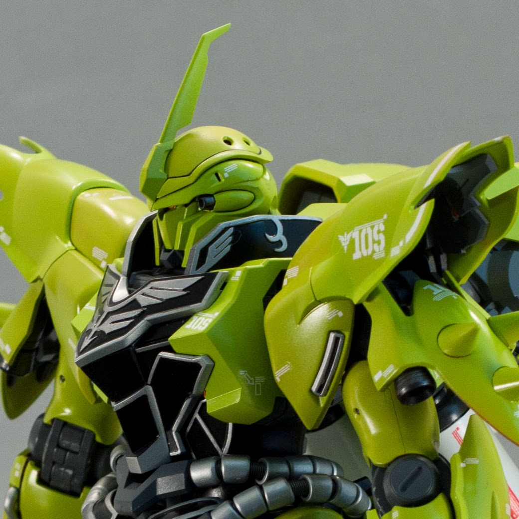 Painting "Sleeves" detail on Sinanju, Kshatriya and other Neo Zeon