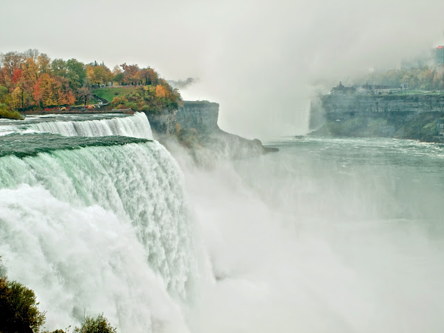 Niagara Falls, en primer término las American Falls, en el Estado de Nueva York