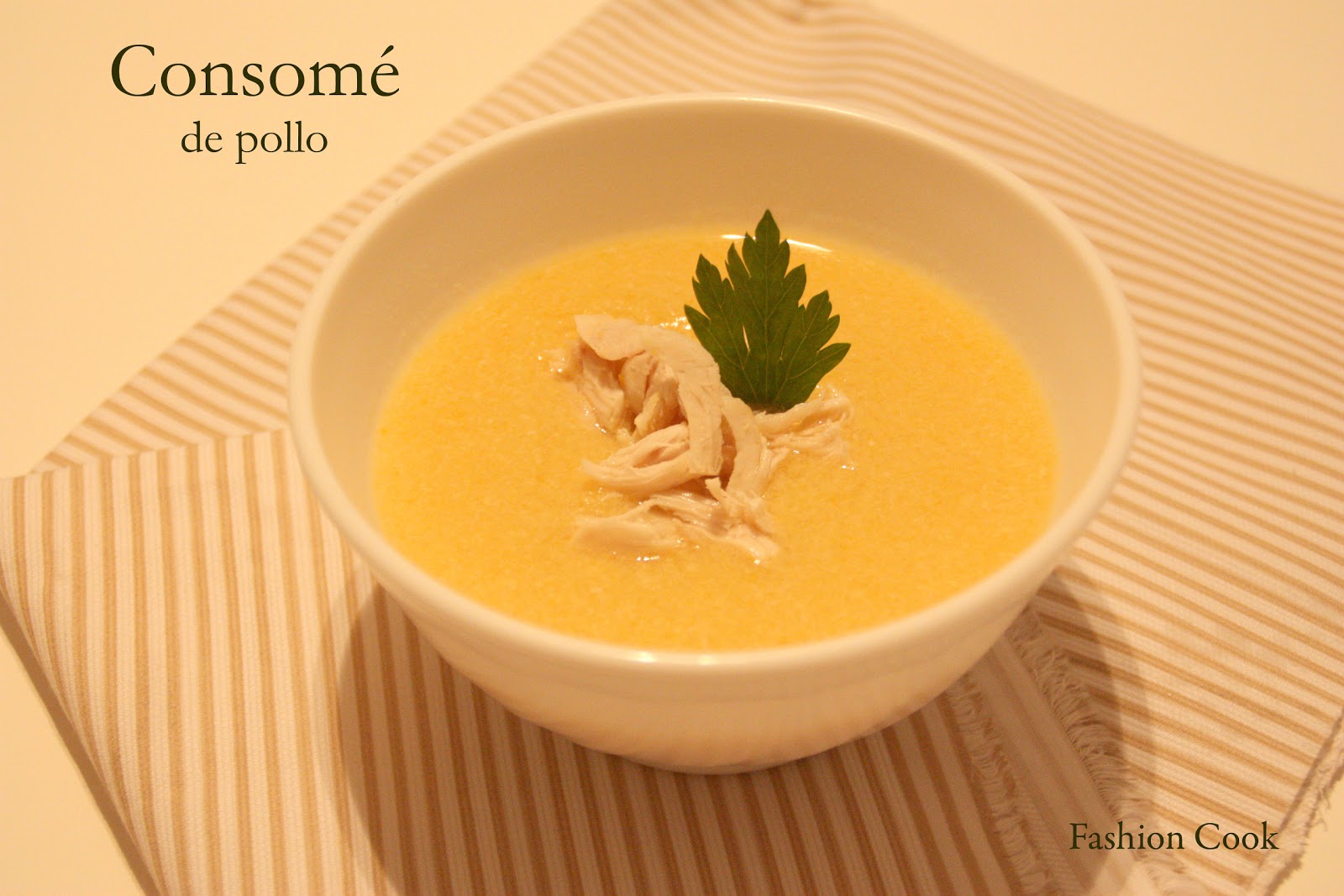 Fashion Cook Consomé de pollo (Thermomix)