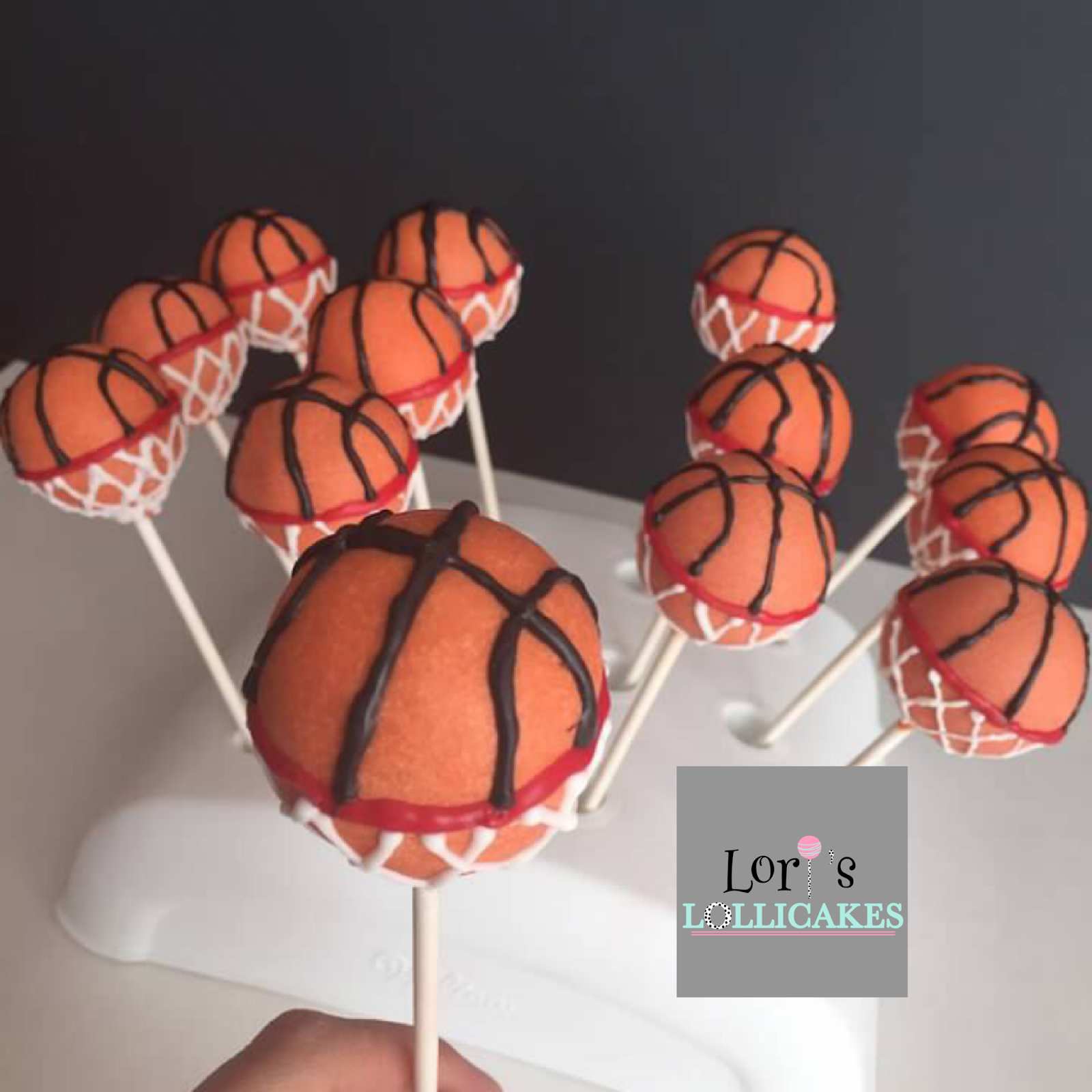 Lori's Lollicakes Basketball cake pops🏀
