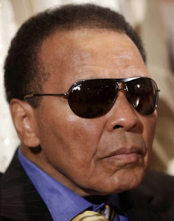  boxing legend in hospital with pneumonia