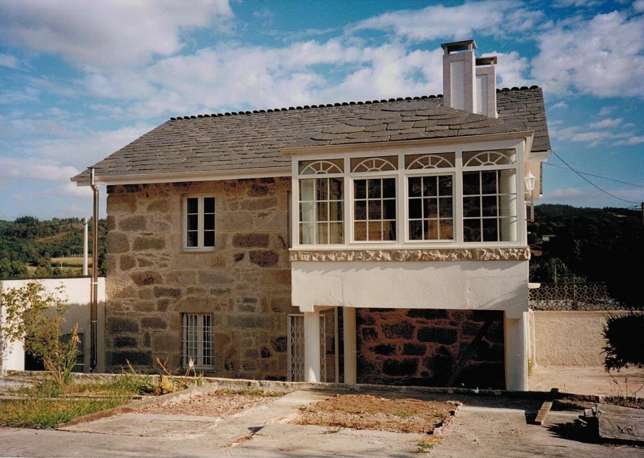 San Cristobal patrón de conductoras-conductores y viajeros: Casa