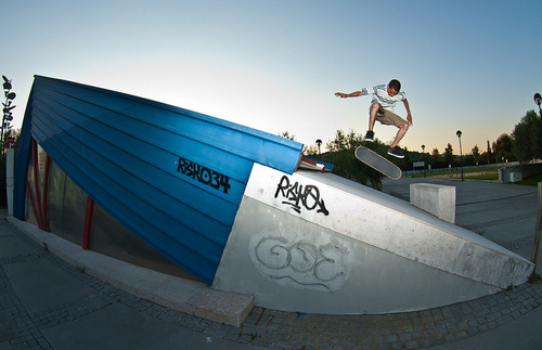 голубой go skateboarding week. день скейтбординга. скейт арт. Go skateboarding day 2009 красноярск. скейтборд hosoi.