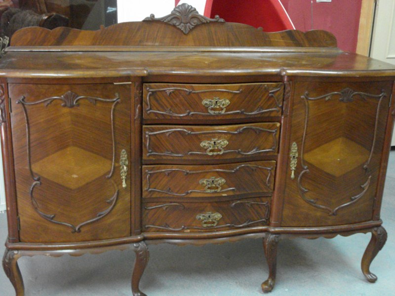 Deshaina.com: Aparador vintage en blanco roto