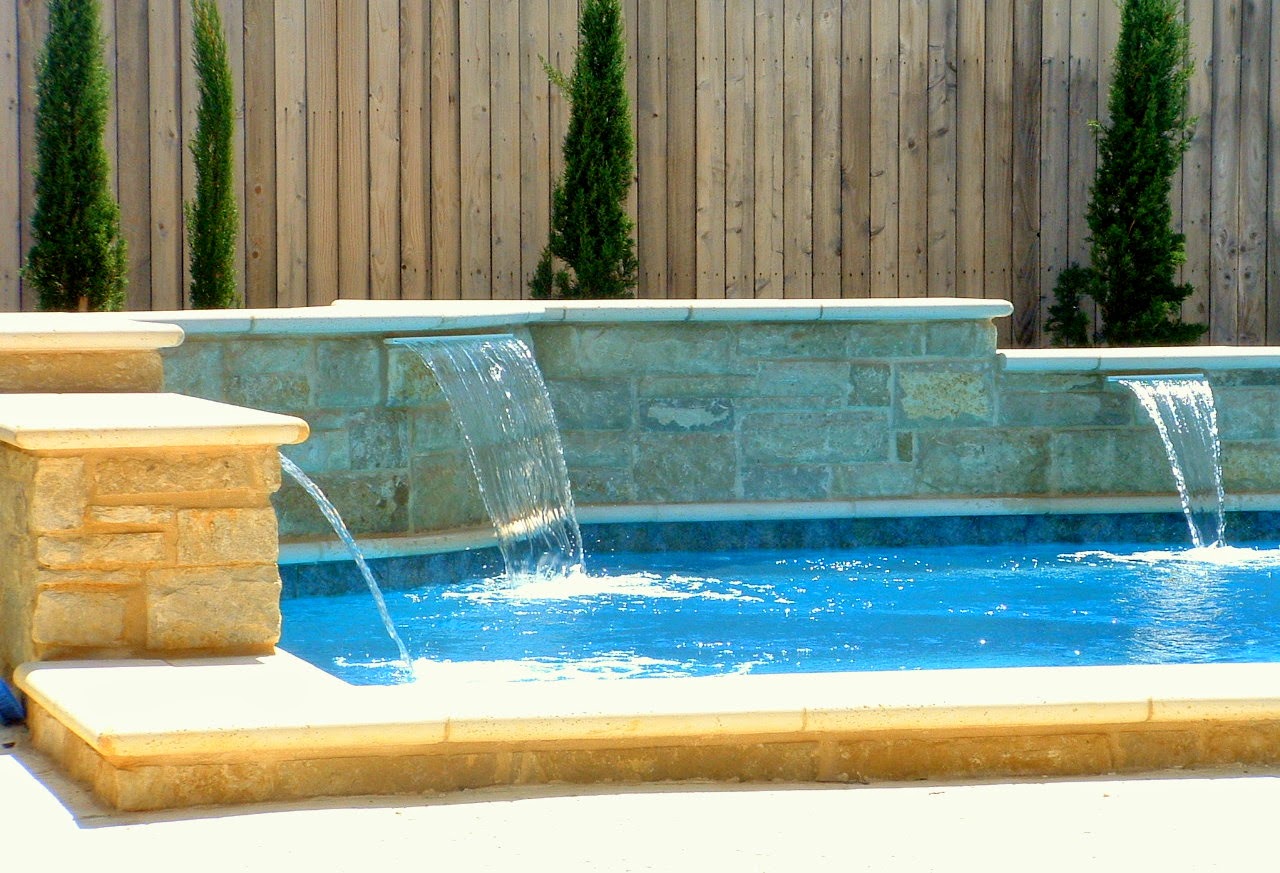 The Extraordinary Beautiful Pool Corner Fountain With White Soap Stone