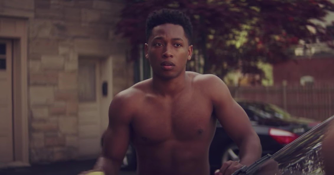 ausCAPS: Jacob Latimore shirtless in The Last Summer