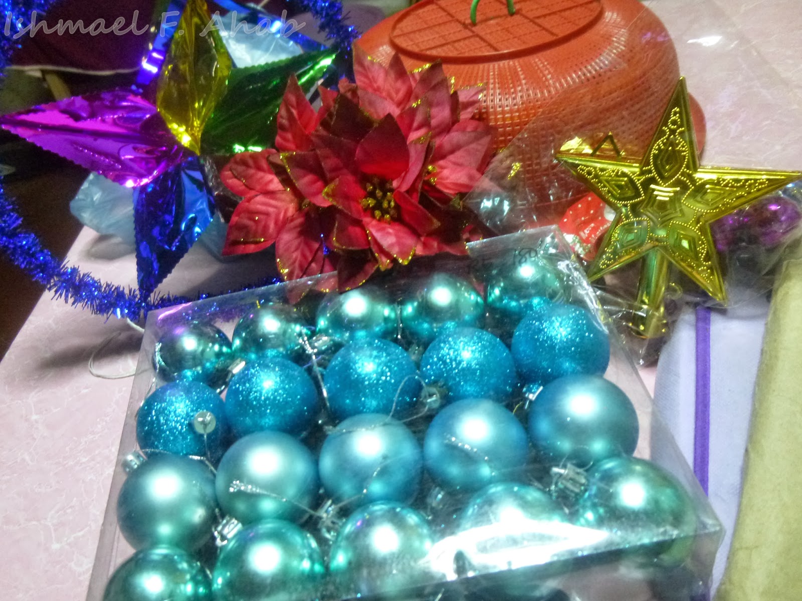 Frenzy Christmas Shopping in Divisoria Filipino Sojourner